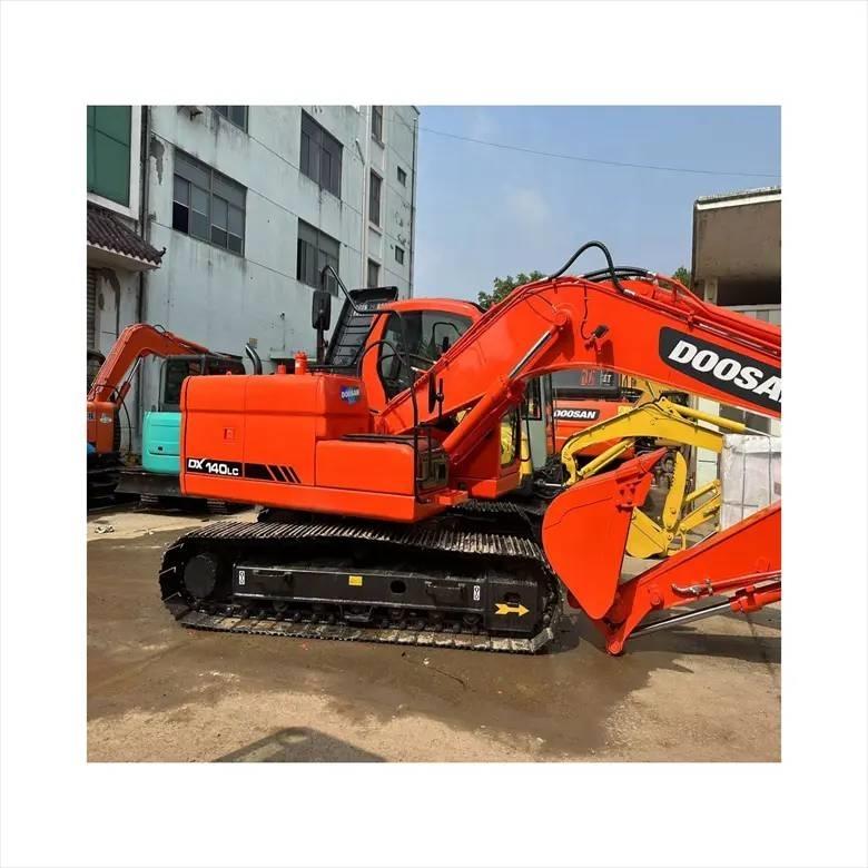 Doosan DX140LC Гусеничні екскаватори