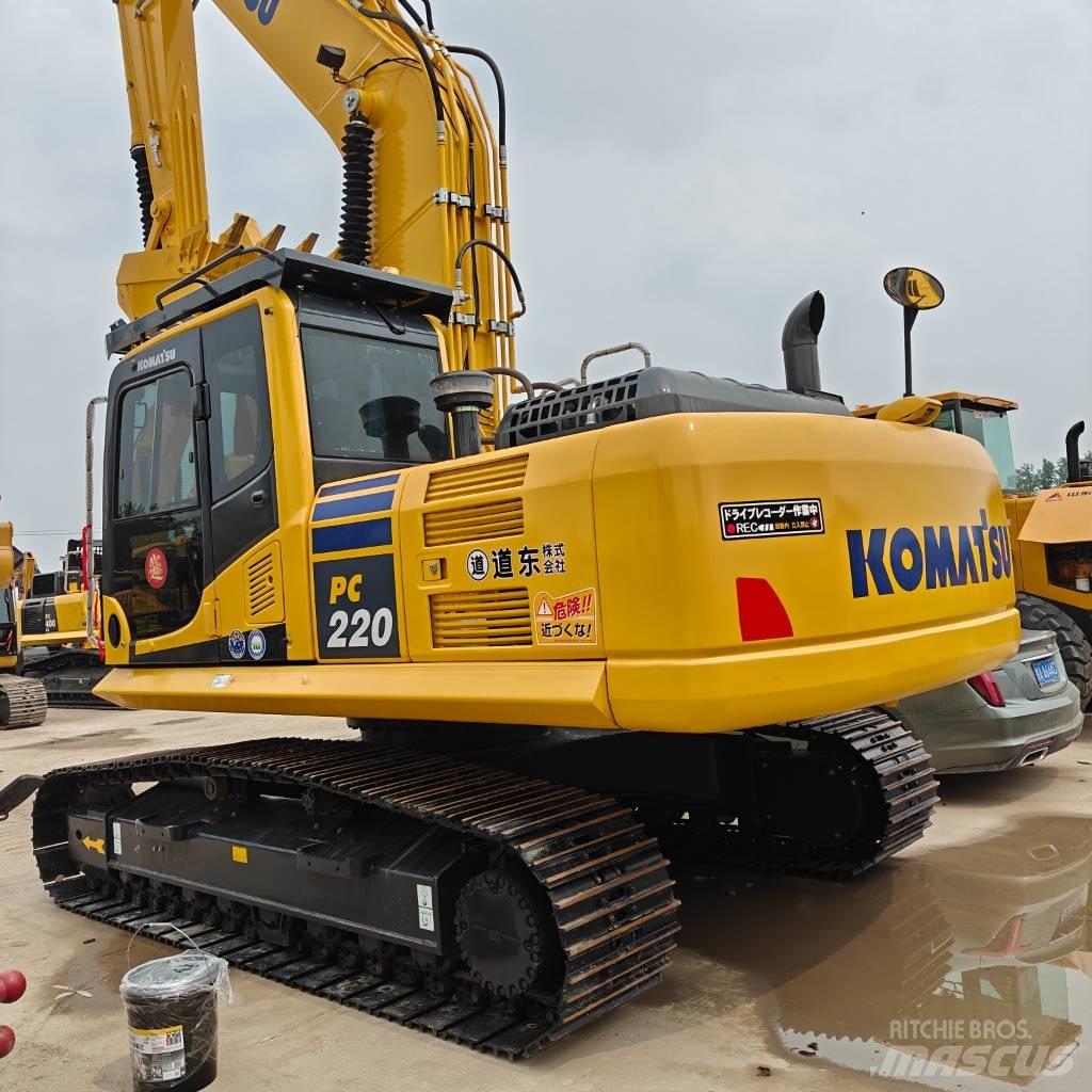 Komatsu 220-8MO Гусеничні екскаватори