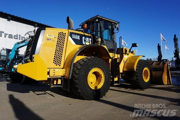 CAT 966K Фронтальні навантажувачі