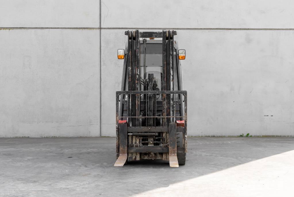 Manitou MI 25 D Дизельні навантажувачі