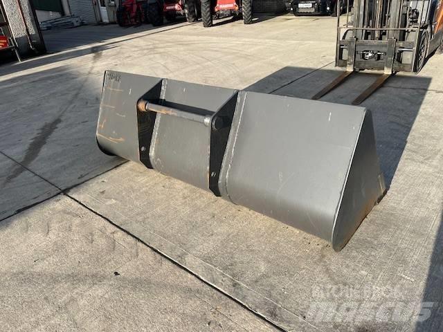 Manitou Bucket Телескопічні навантажувачі