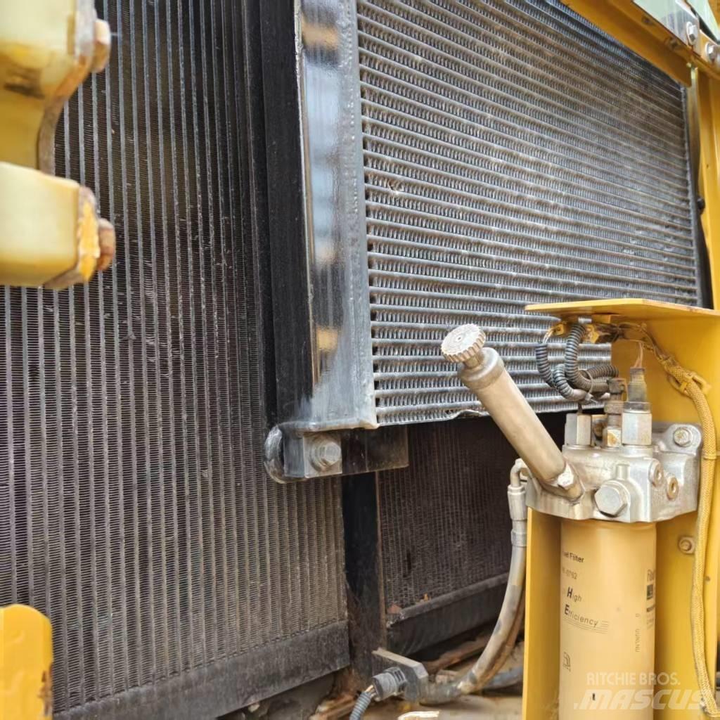 CAT 336 D Гусеничні екскаватори
