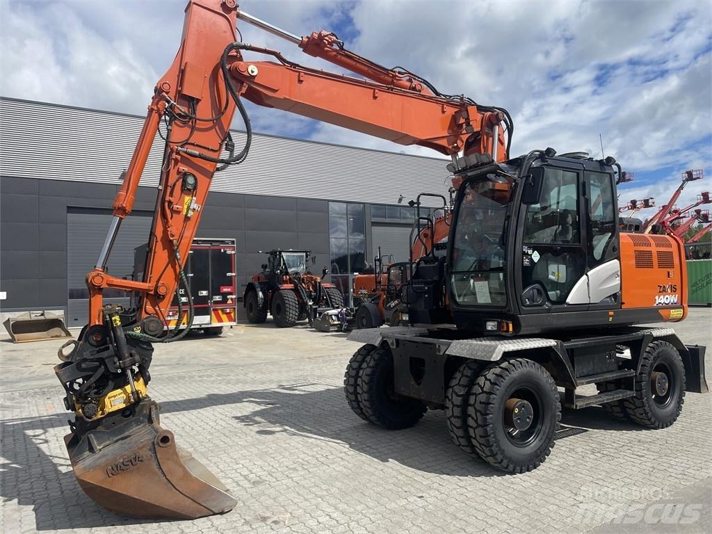 Hitachi ZX 140 W-6 Колісні екскаватори