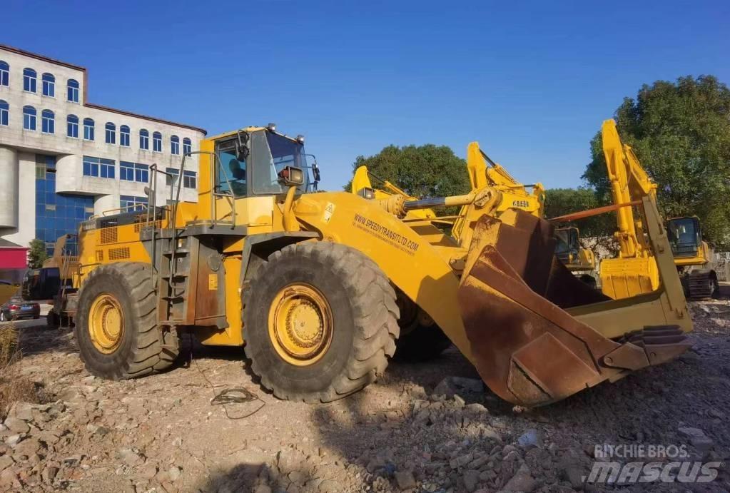 Komatsu WA 600 Фронтальні навантажувачі