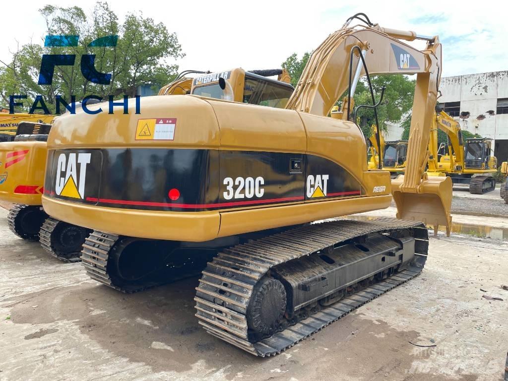 CAT 320 C Гусеничні екскаватори
