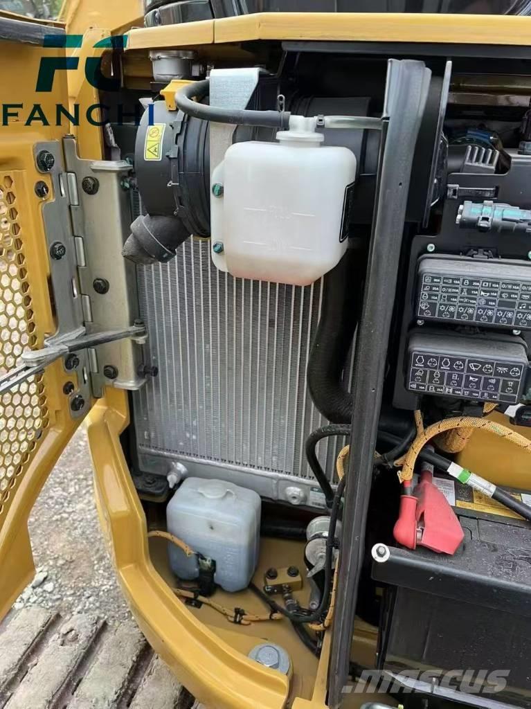 CAT 303 Гусеничні екскаватори