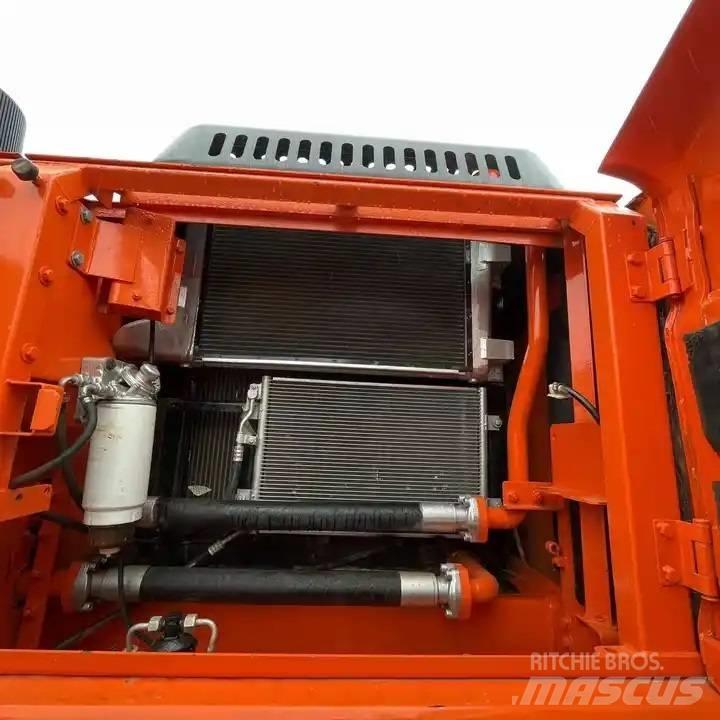 Doosan DX 300 LC Міні-екскаватори < 7т