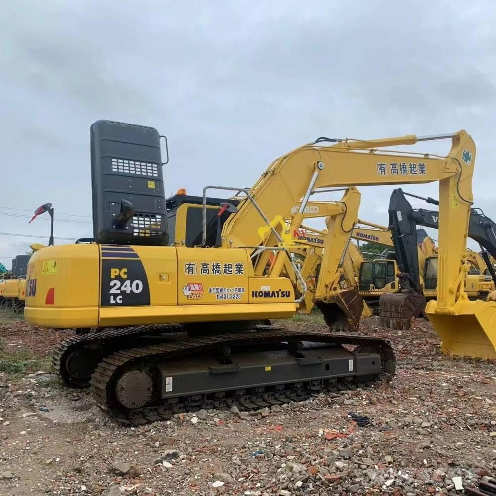 Komatsu PC 240 Гусеничні екскаватори