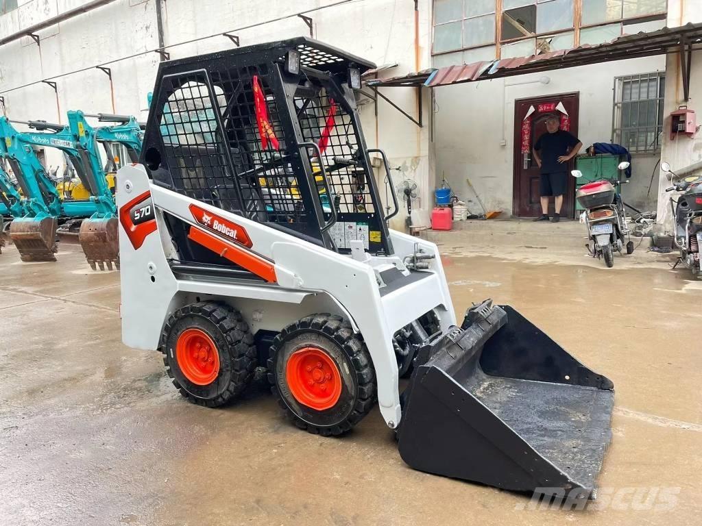 Bobcat S70 Міні-навантажувачі