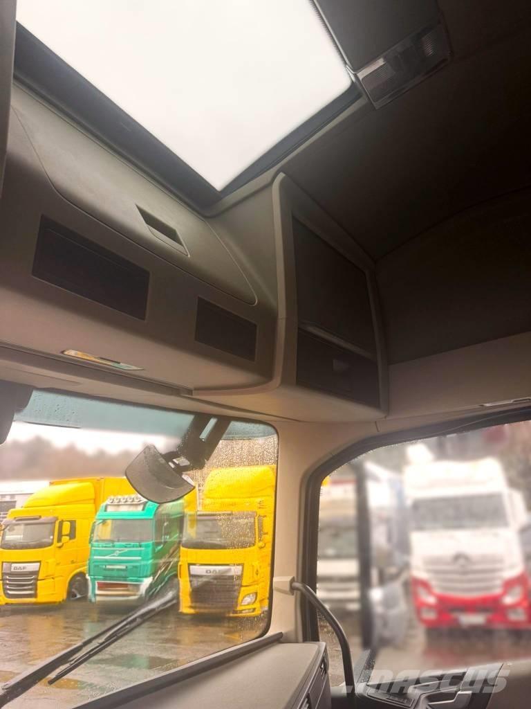 Volvo FH 13 460 Шасі з кабіною