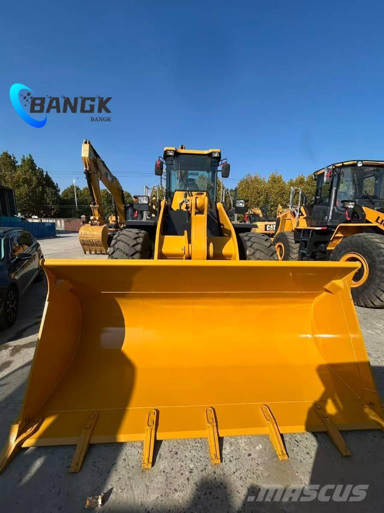 SDLG L 958 F Фронтальні навантажувачі