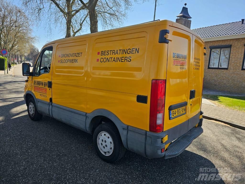 Iveco 29L 10V Вантажівки / спеціальні