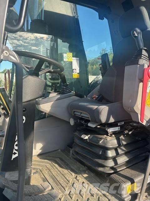 Volvo EW 220 E Колісні екскаватори