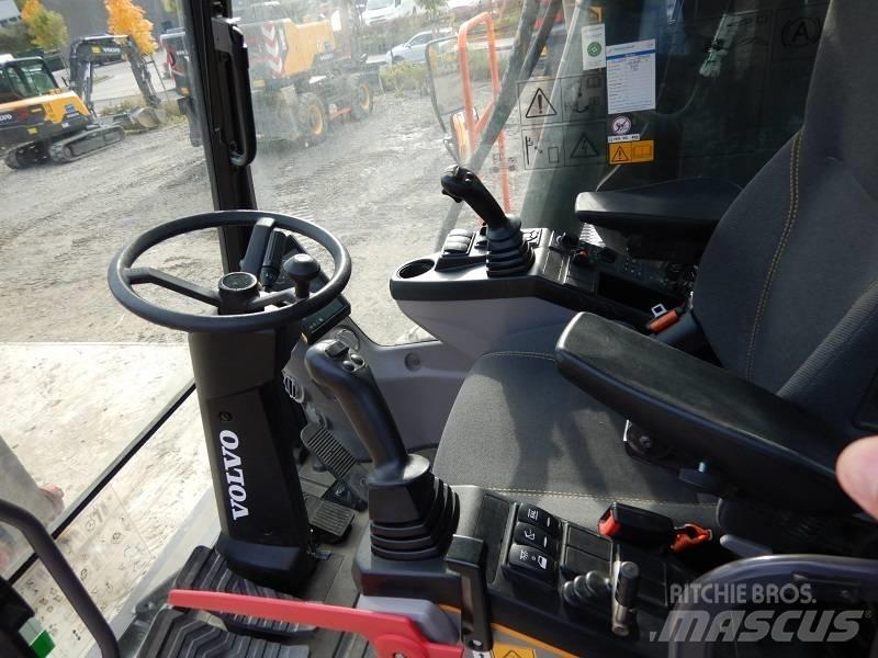 Volvo EW 220 E Колісні екскаватори