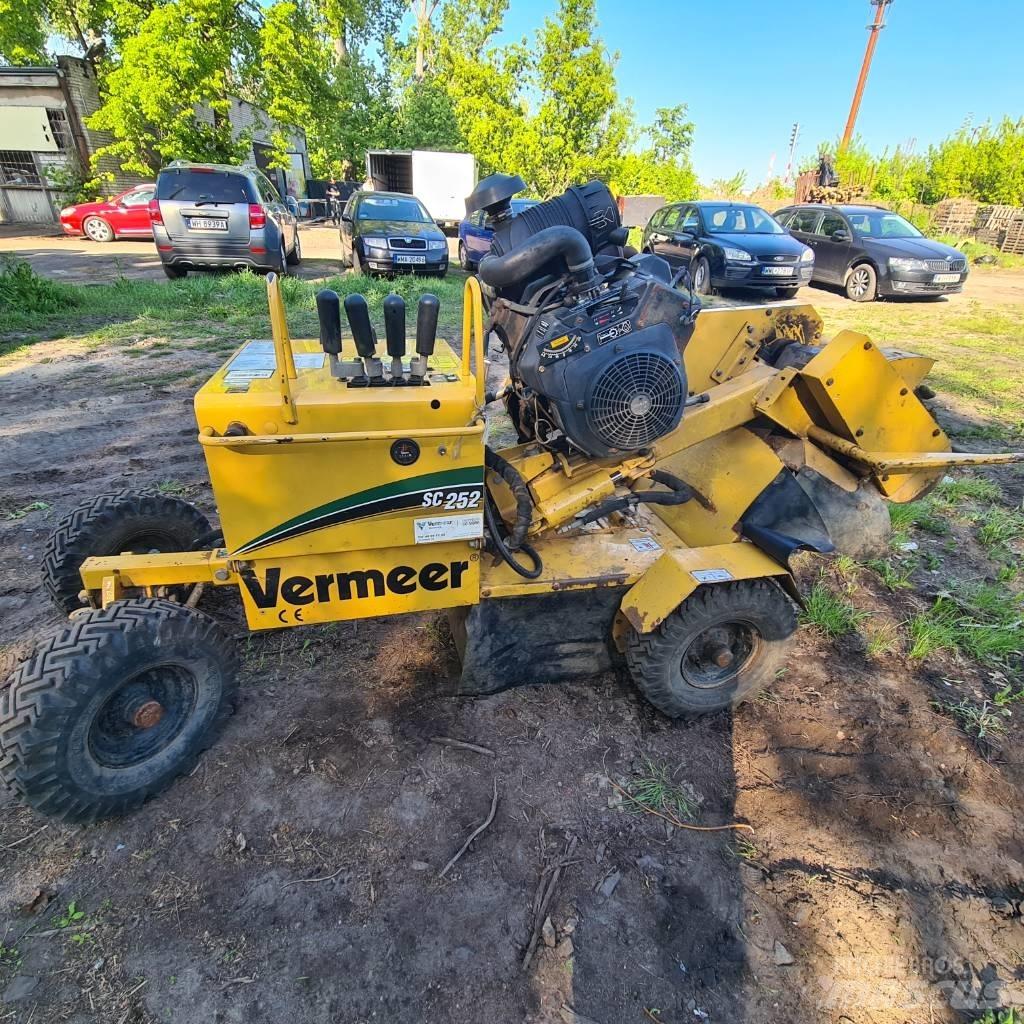 Vermeer SC252 Машини для подрібнення пнів