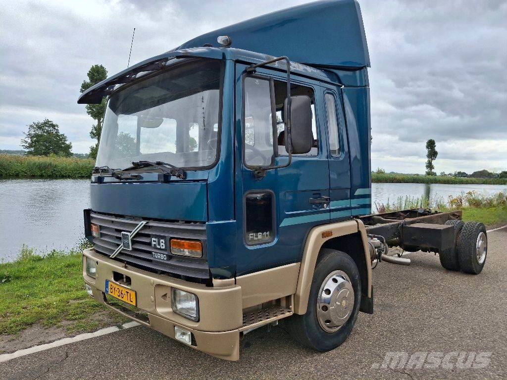 Volvo FL611 Шасі з кабіною