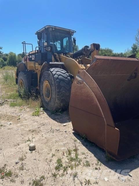 CAT 972 M Фронтальні навантажувачі