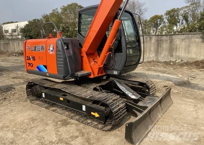 Hitachi ZX 70 Гусеничні екскаватори