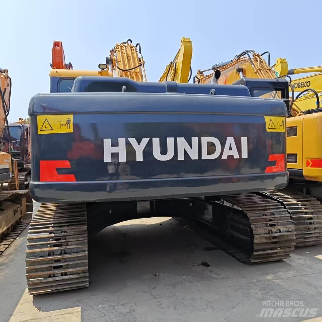 Hyundai Robex 220-9 Гусеничні екскаватори