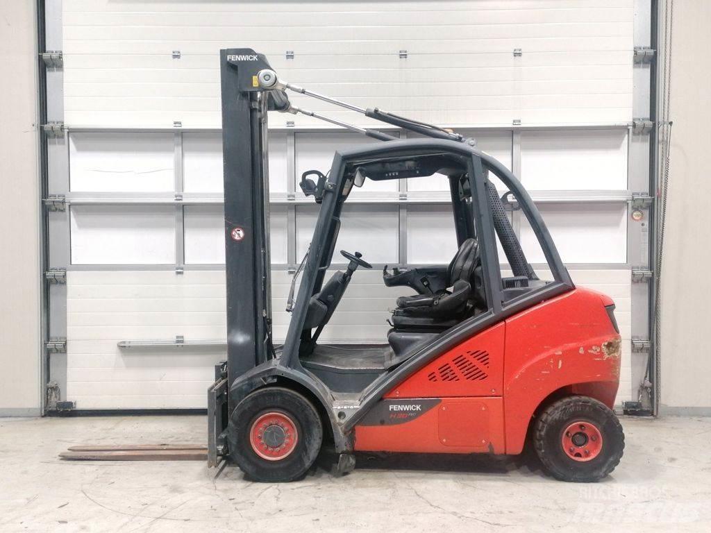 Linde H30D-02 Дизельні навантажувачі