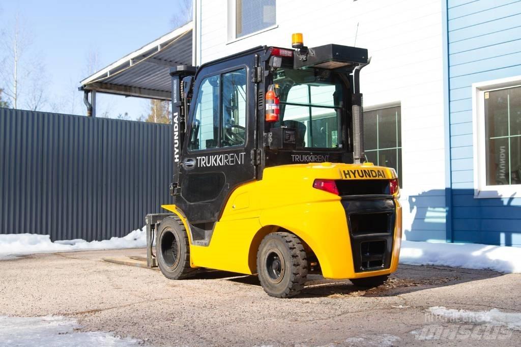 Hyundai 35 DA-9 Дизельні навантажувачі