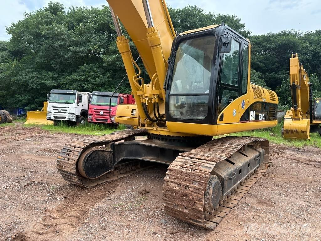 CAT 330 CL Гусеничні екскаватори