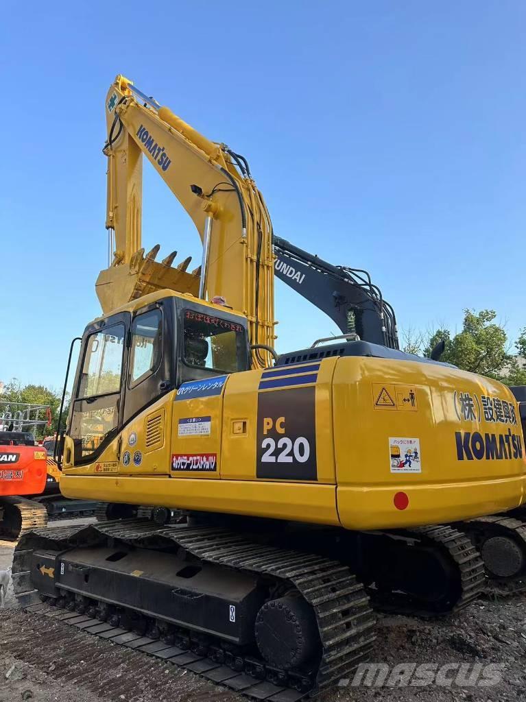 Komatsu PC 220-7 Гусеничні екскаватори