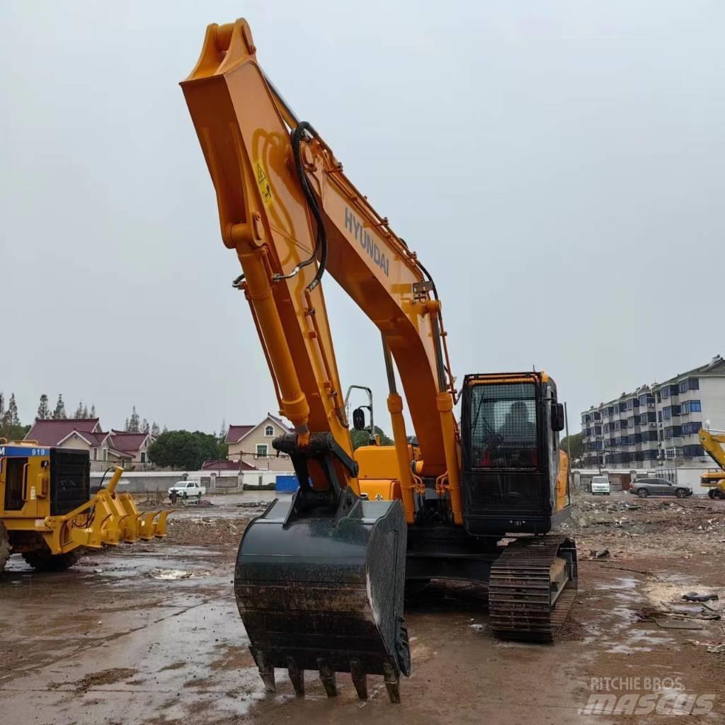 Hyundai R220LC-9 Гусеничні екскаватори