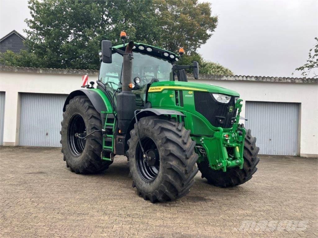 John Deere 6R 250 Трактори