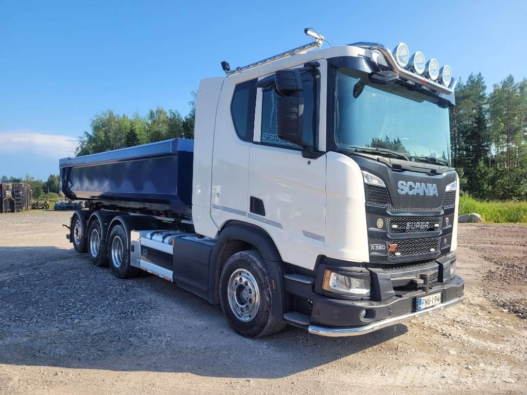 Scania R520 Вантажівки з гаковим підйомом