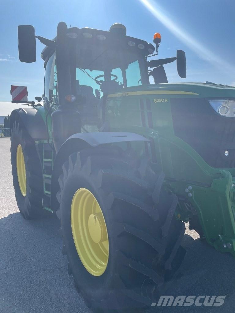 John Deere 6250 R Трактори