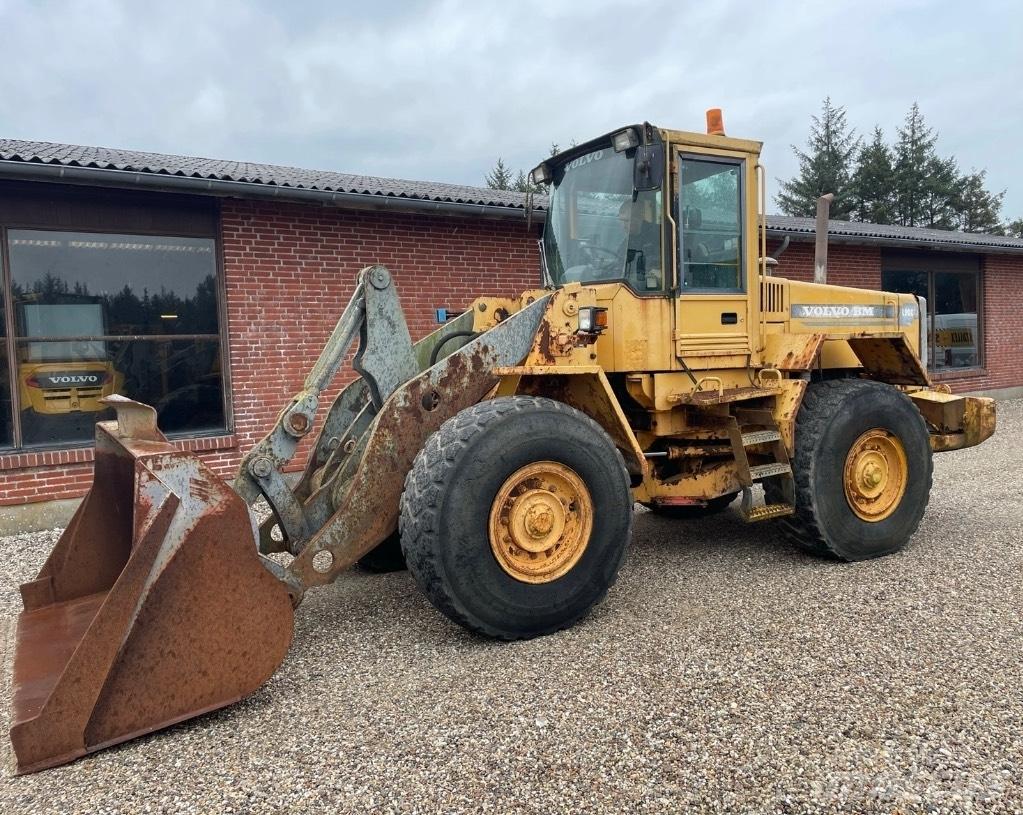 Volvo L90C Фронтальні навантажувачі