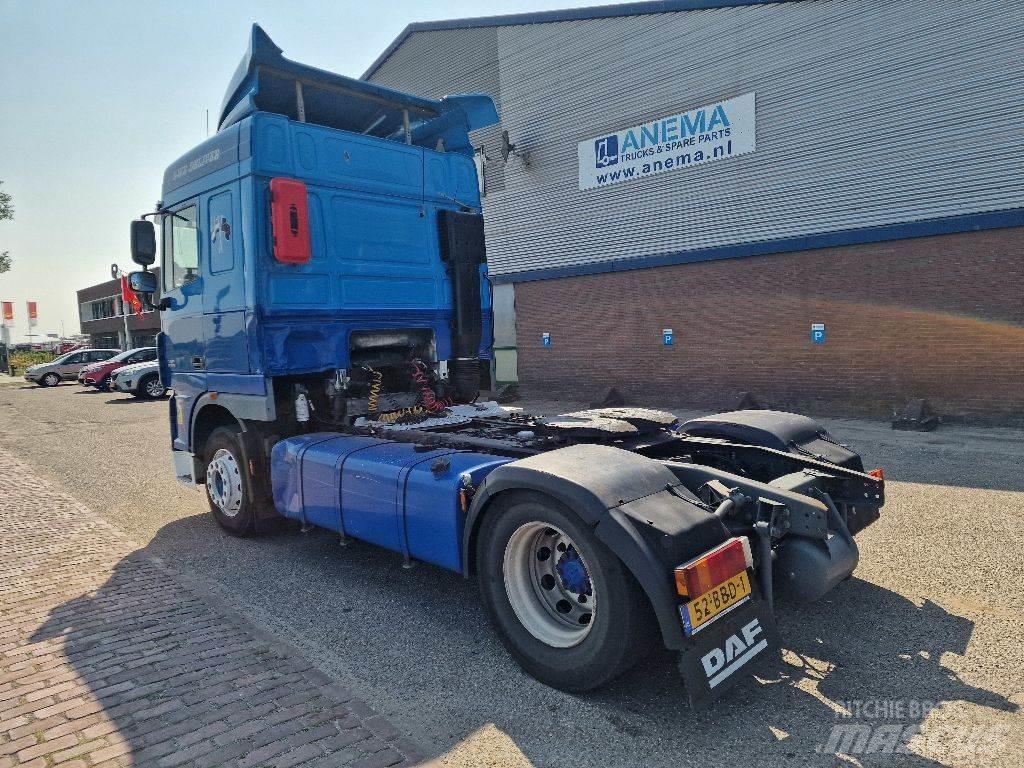DAF XF105.460 Тягачі