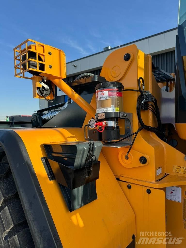 Hyundai HL960A HD Фронтальні навантажувачі