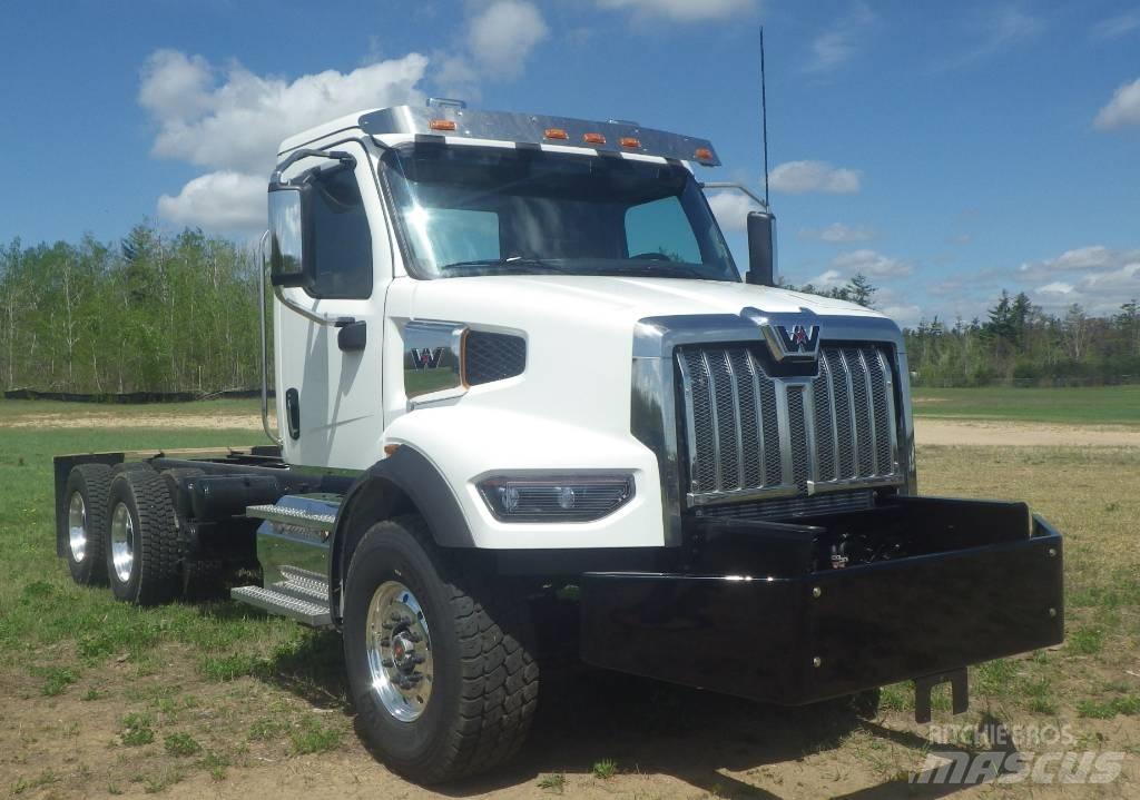 Western Star 47 X Шасі з кабіною