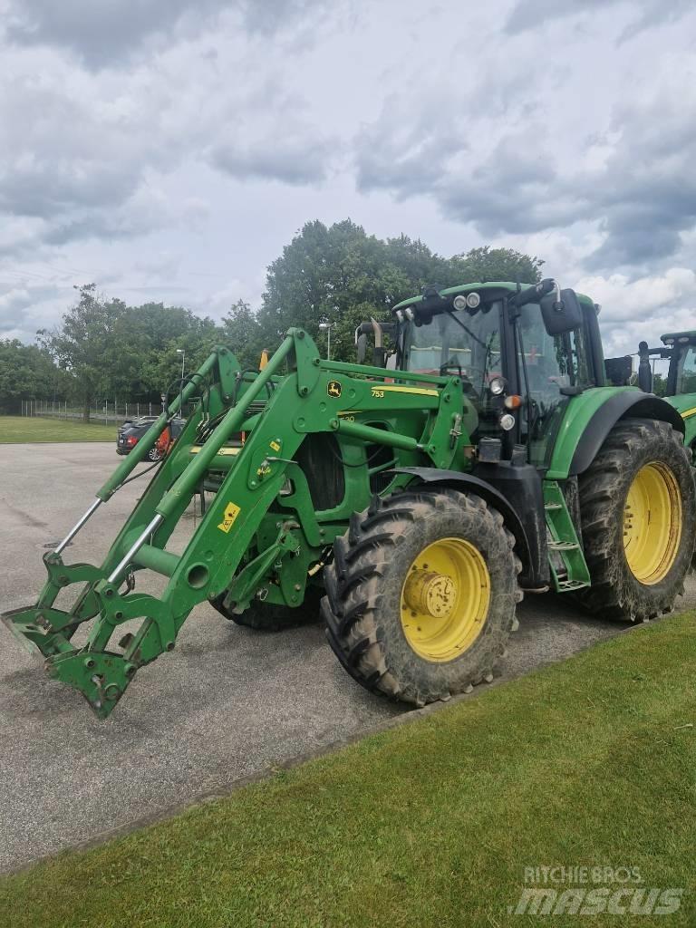John Deere 7530 Трактори