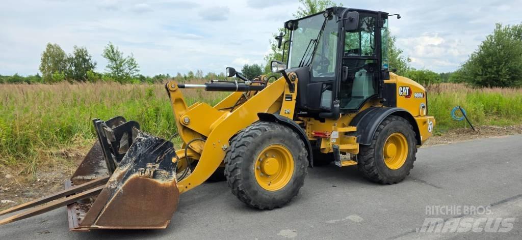 CAT 908 , Cat 908M Фронтальні навантажувачі