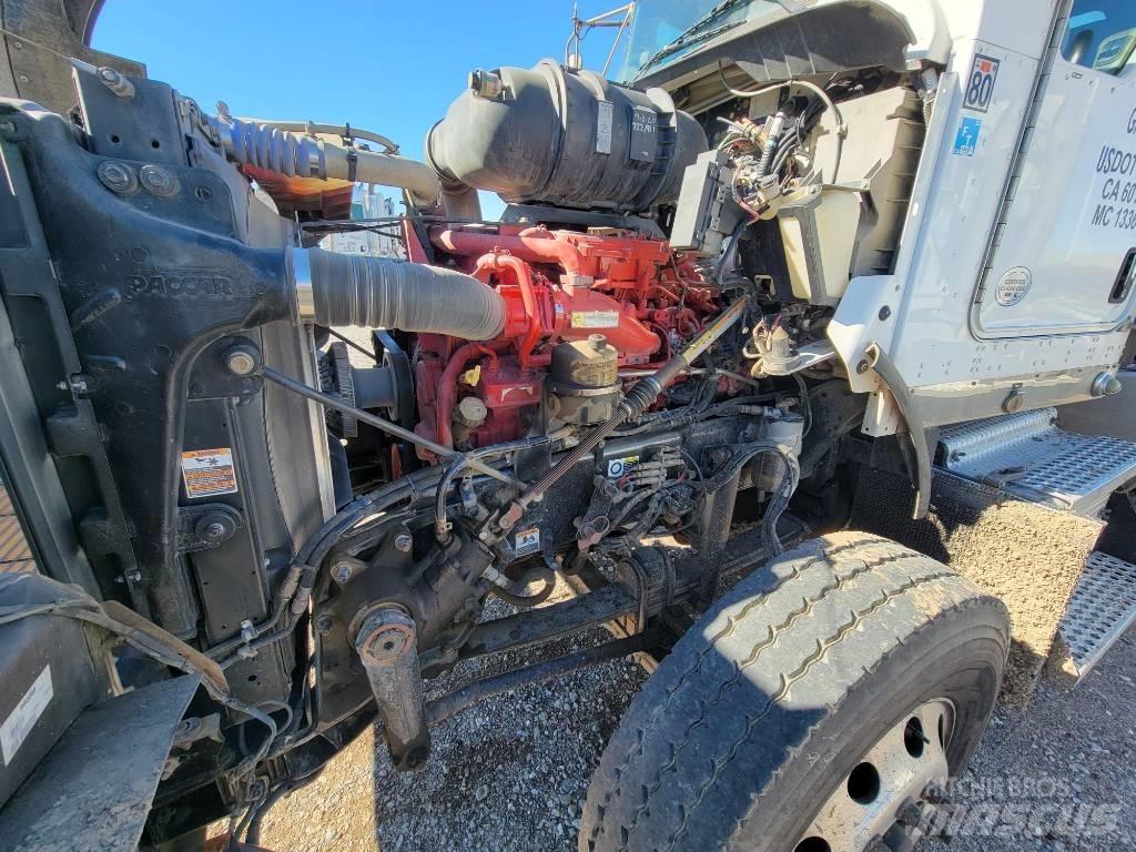 Kenworth T 800 Тягачі
