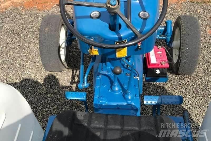 Ford 500 Tractor Трактори