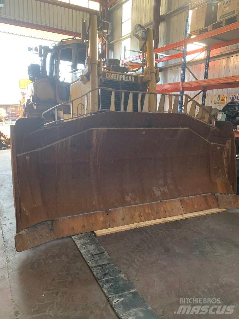 CAT D 8 R II Гусеничні бульдозери