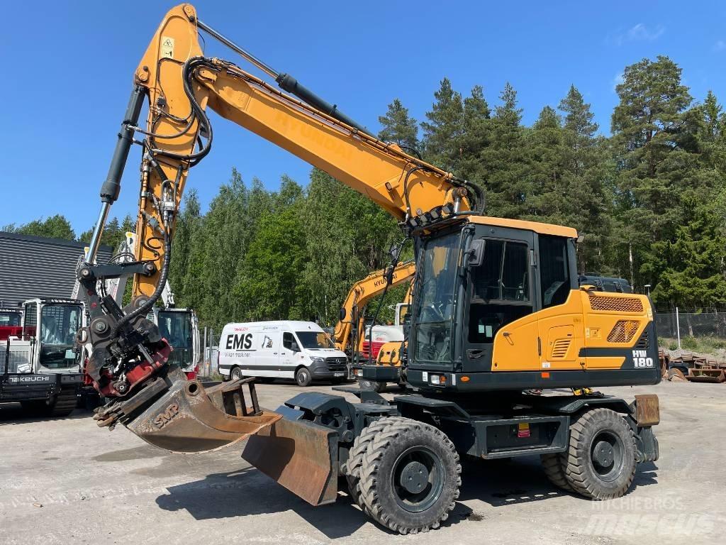 Hyundai HW 180 Колісні екскаватори