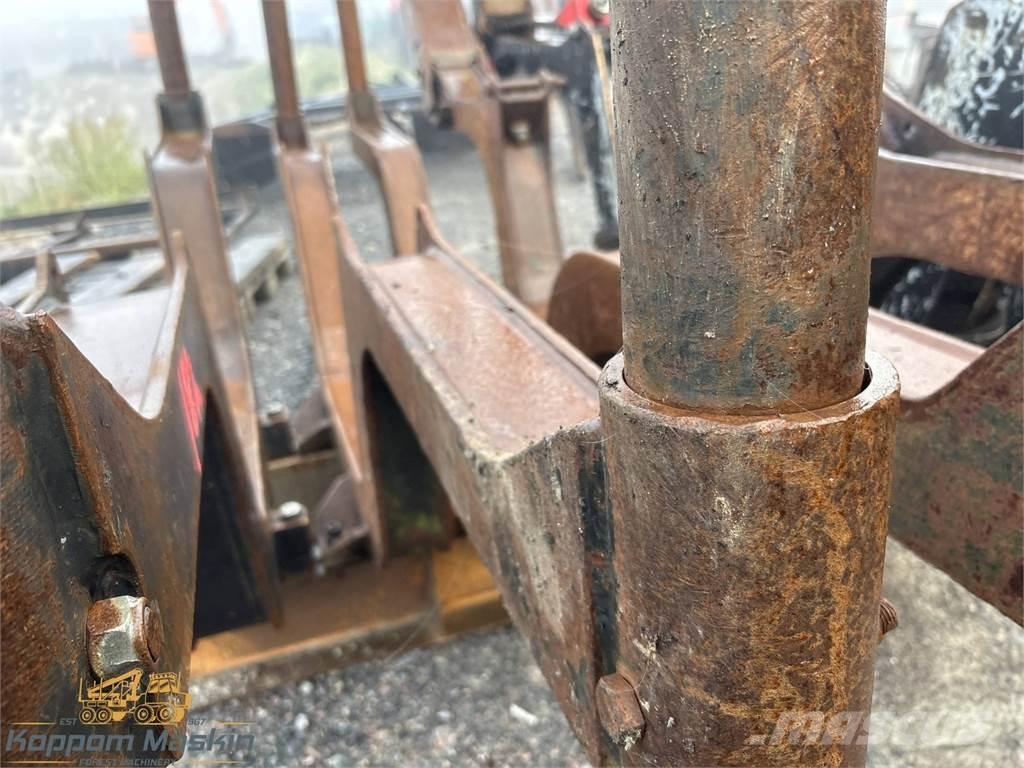 Valmet 840 Інше обладнання