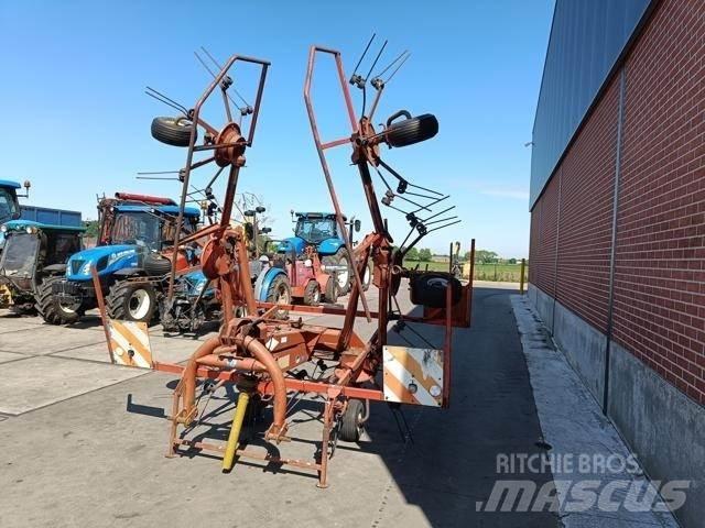 Kuhn GF6301 MH Граблі і сінозворушувачі