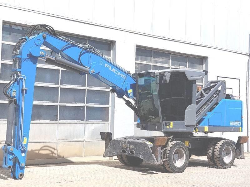 Fuchs MHL 320 F Перевантажувачі металобрухту/промислові навантажувачі