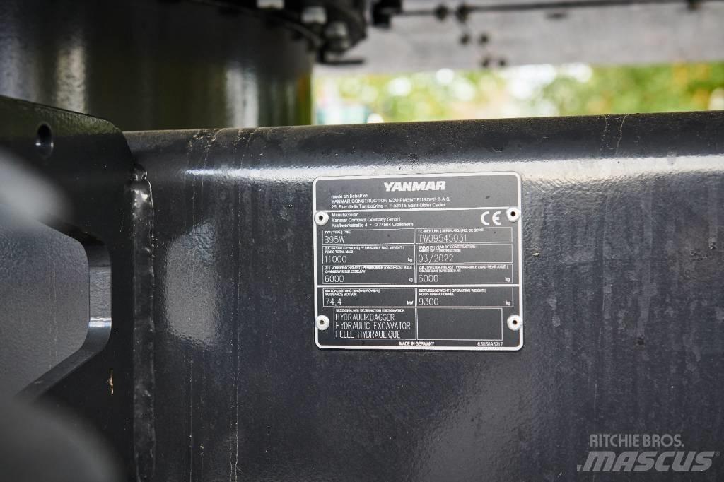 Yanmar B95W Колісні екскаватори