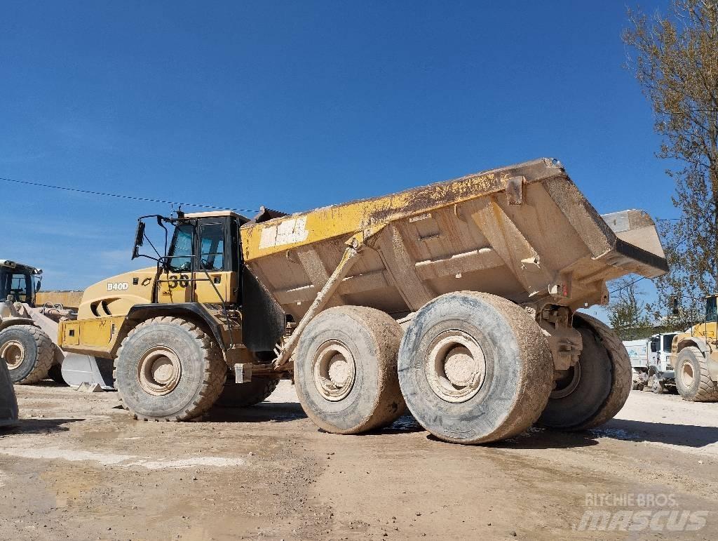 Bell B 40 D Зчленовані самоскиди