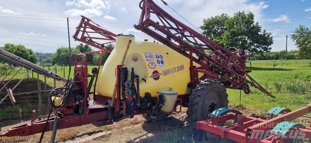 Hardi Ranger 2500 Причіпні обприскувачі