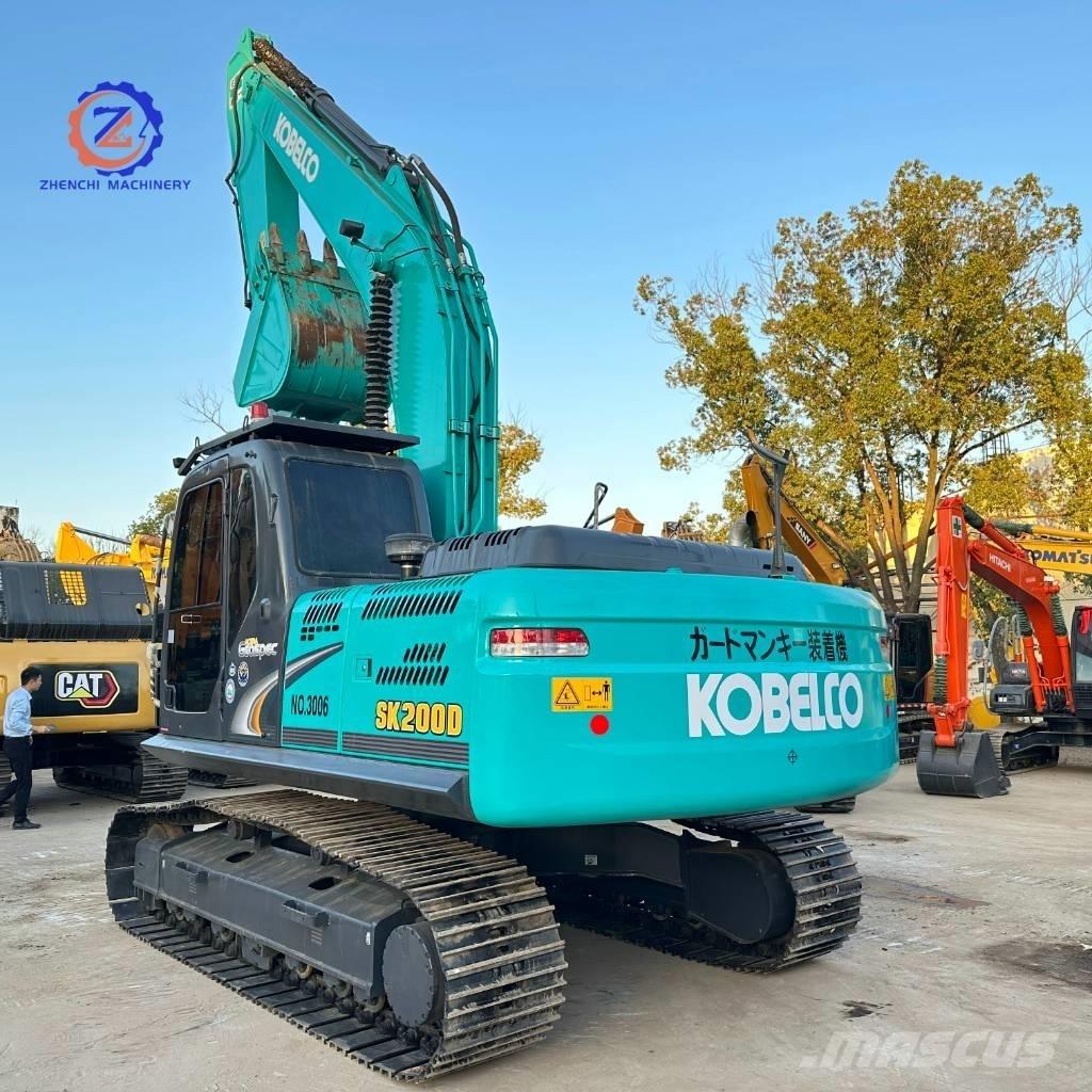 Kobelco SK 200 Гусеничні екскаватори
