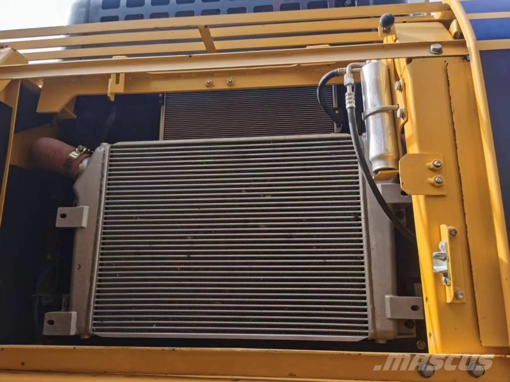 Komatsu PC 350-8 Гусеничні екскаватори