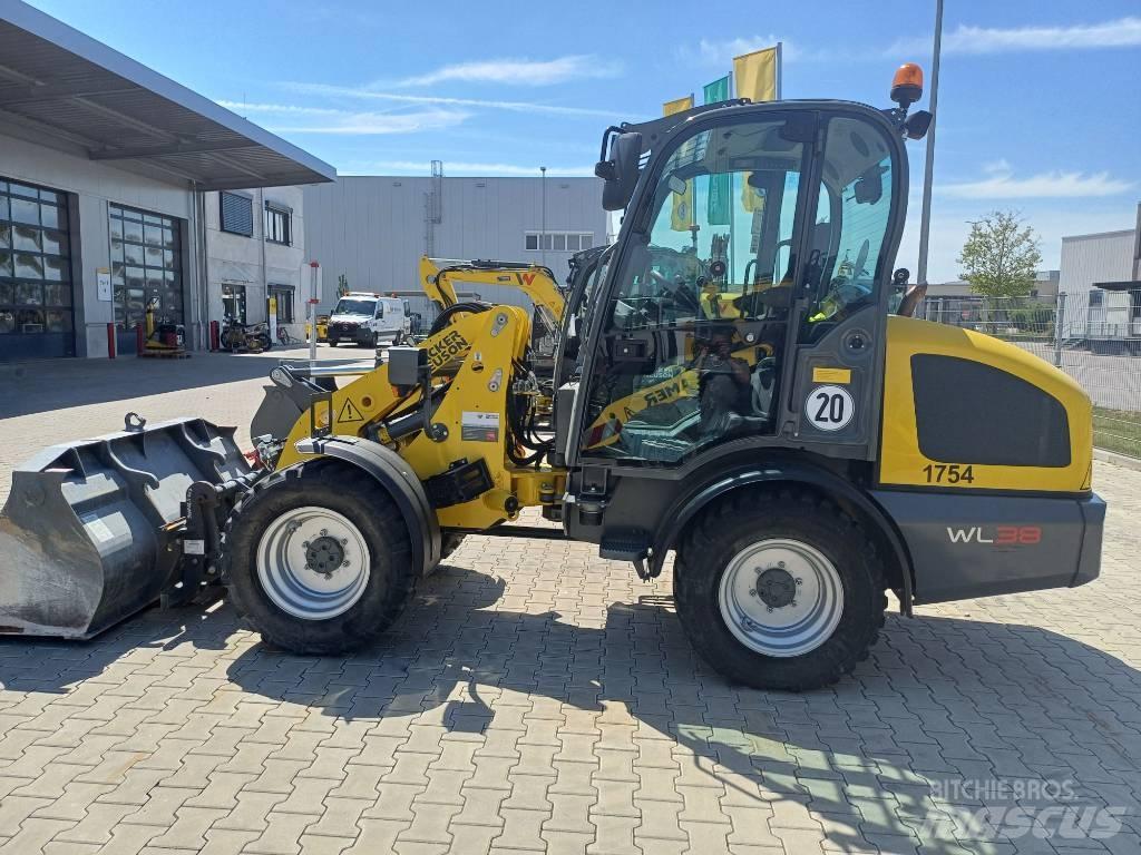 Wacker Neuson WL38 Фронтальні навантажувачі